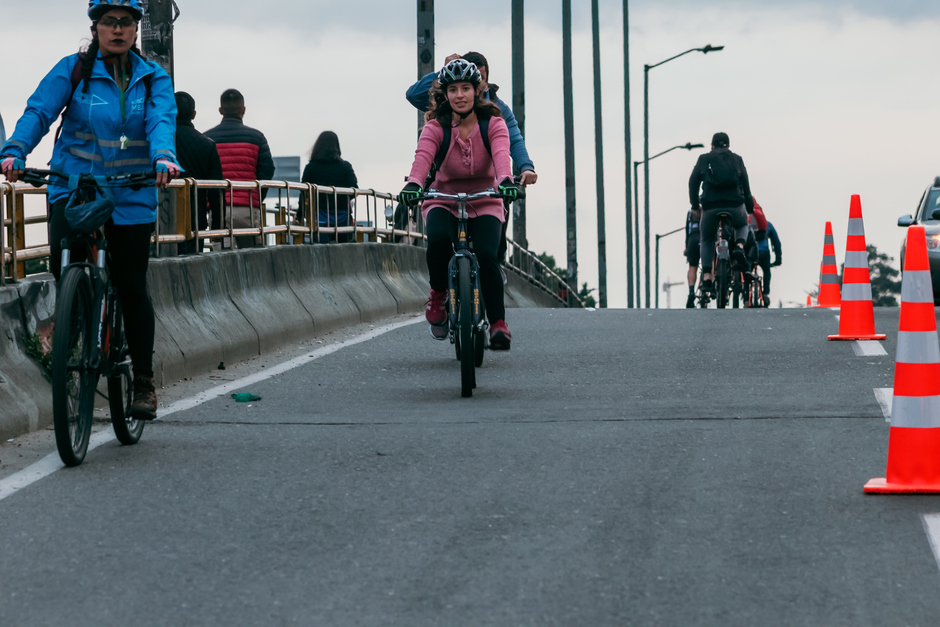 Si Eres De Los Que Llega Al Trabajo En Bici, Puedes Pedir Medio Día ...